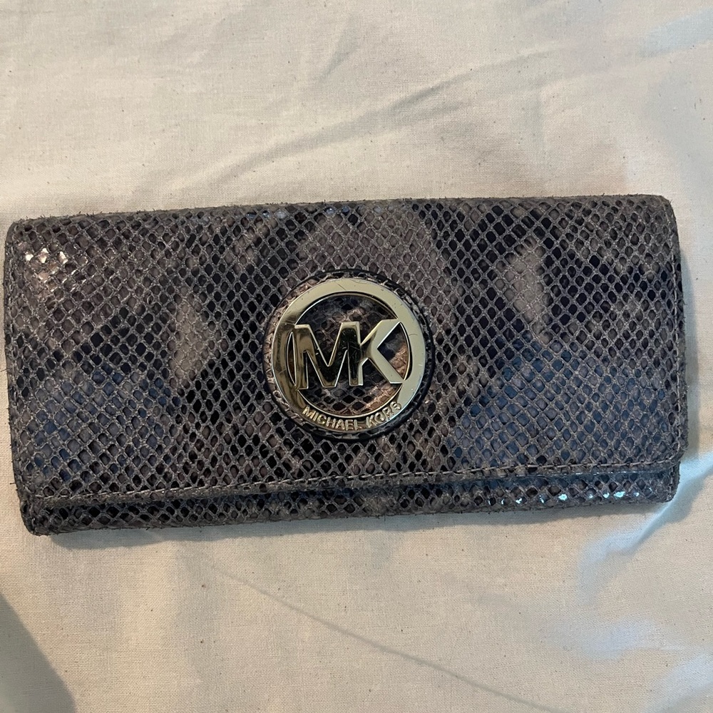 Michael Kors wallet